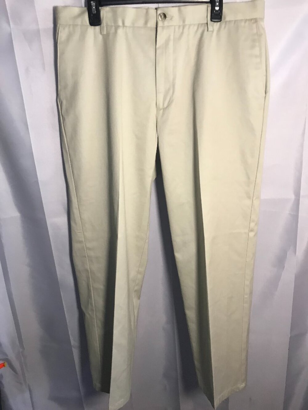 Dockers Men’s Classic Fit Khaki Pants 36x30 Beige 100% Cotton Chinos
